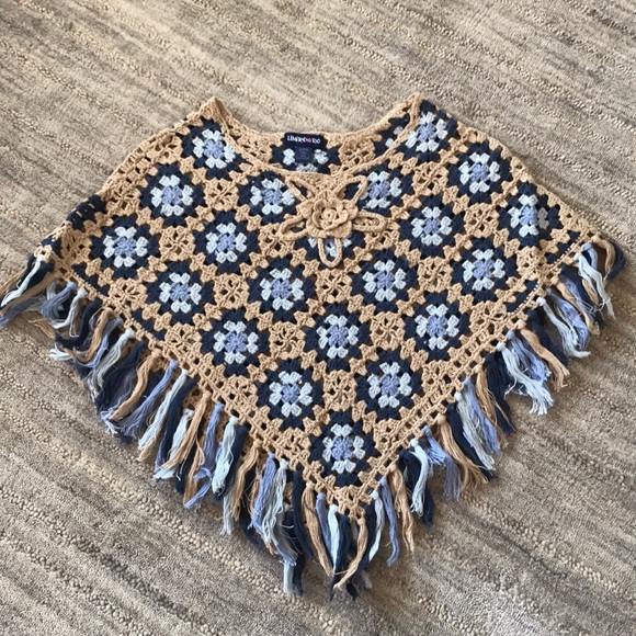 Limited Too Other - Limited Too girl’s crochet poncho, size S / 10